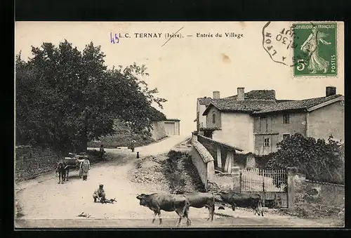 AK Ternay, Entrée du Village