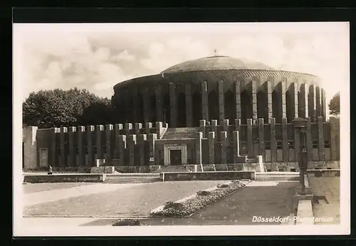 AK Düsseldorf, Blick zum Planetarium