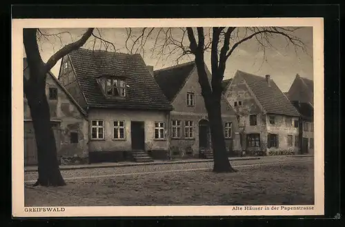 AK Greifswald, Alte Häuser in der Papenstrasse