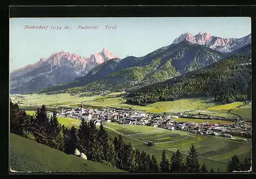 AK Niederdorf, Ortsansicht gegen die Dolomiten