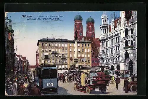 AK München, Leben am Marienplatz während des Glockenspieles, Strassenbahn