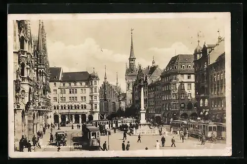 AK München, Strassenbahn auf dem Marienplatz