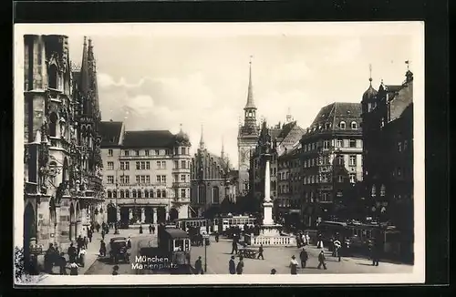 AK München, Strassenbahn auf dem Marienplatz