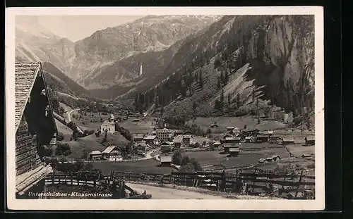 AK Unterschächen (Klausenstrasse), Ortsansicht mit Umgebung