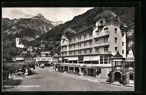 AK Flüelen am Vierwaldstättersee, Strassenpartie am Hotel Urnerhof