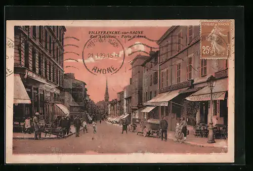 AK Villefranche-sur-Saone, Rue Nationale - Porte d`Anse