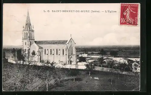 AK Saint-Bonnet-de-Mure, L`Èglise