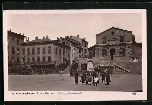 AK Tarare, Place Denave - Statue Simonnet