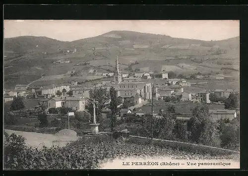 AK Le Perrèon, Vue panoramique