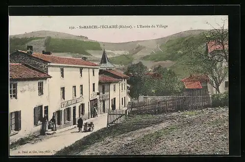 AK St-Marcel-l`Éclairé, L`Entrée du Village