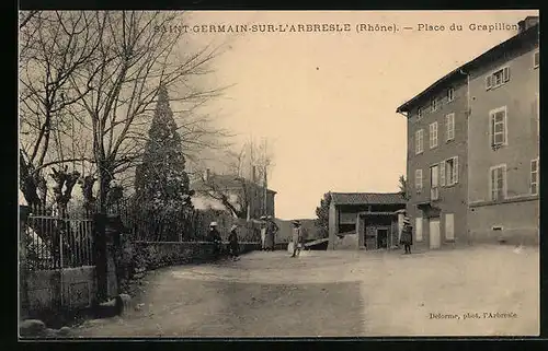 AK St-Germain-sur-l`Arbresle, Place du Grapillon