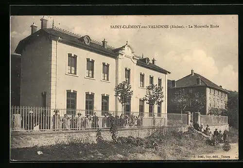 AK Saint-Clément-sur-Valsonne, La Nouvelle Ecole