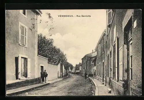 AK Vénissieux, Rue Gambetta, Strassenpartie