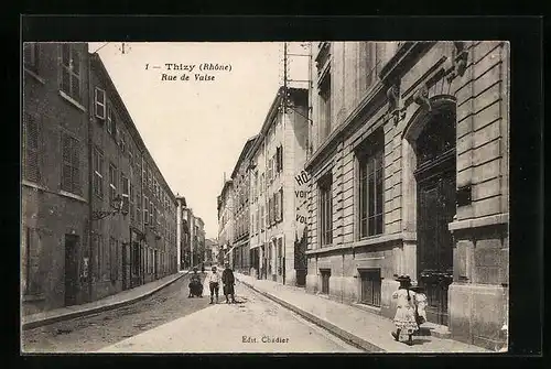 AK Thizy, Rue de Vaise, Strassenpartie