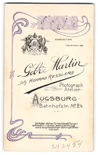 Fotografie Gebr. Martin, Augsburg, Bahnhofstr. 24, königliches Wappen mit floraler Umrandung