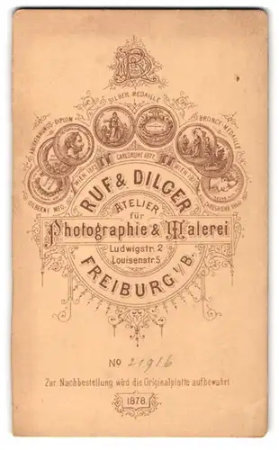 Fotografie Ruf & Dilger, Freiburg i. Br., abgedruckte Medaillen und Monogramm