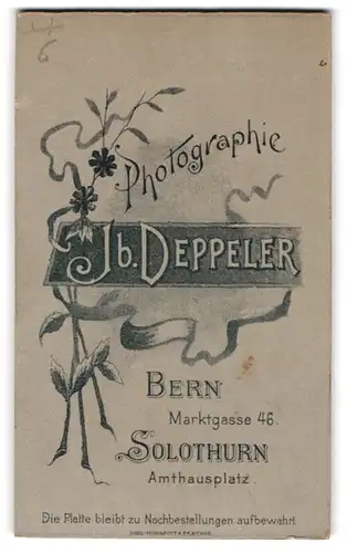 Fotografie Jb. Deppler, Bern, Marktgasse 46, Blumen und Banderole