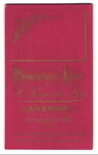 Fotografie H. Pompeati Bär, Luzern, Hirschmatte 468, Anschrift des Fotografen in verschiedenen Schriften