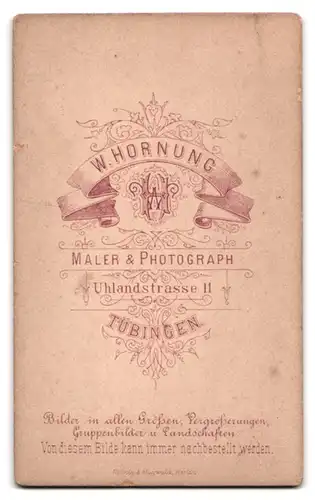 Fotografie W. Hornung, Tübingen, junge Nonne im Habit mit Haube und Schleife