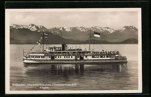 AK Doppelschrauben-Dieselmotorschiff Allgäu in Flaggengala auf dem Bodensee