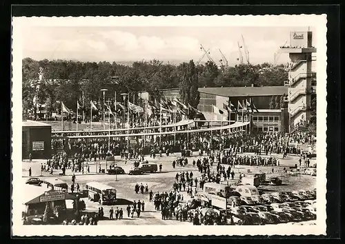 AK Hannover, Deutsche Industrie-Messe 1958, Messegelände, Blick auf den Eingang Nord