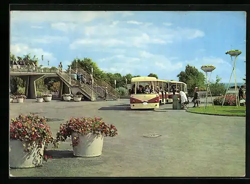 AK Erfurt, Internationale Gartenbauausstellung - Fahrzeug auf dem Ausstellungsgelände