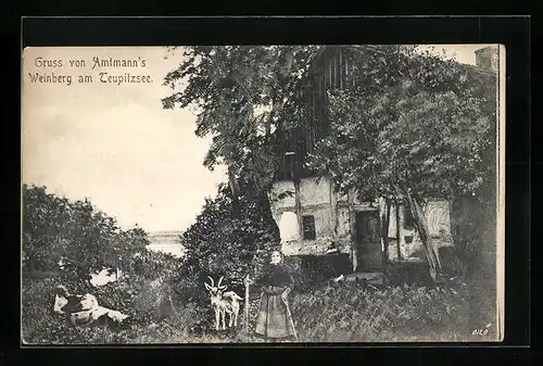 AK Teupitz, Alte Frau mit Ziegenbock vor altem Haus am Teupitzsee