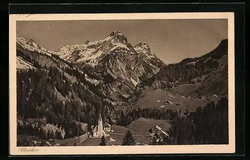 AK Schröcken /Bregenzwerwald, Ortspartie mit Kirche und Hochkünzelspitze