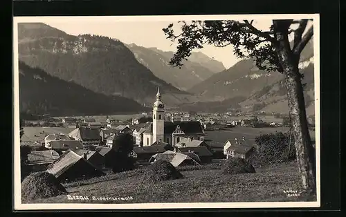 AK Bezau, Ortsansicht mit Kirche