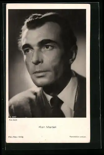 AK Schauspieler Karl Martell in Anzug und Krawatte