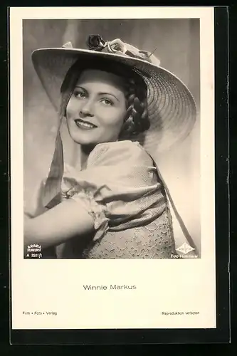AK Schauspielerin Winnie Markus mit grossem Hut
