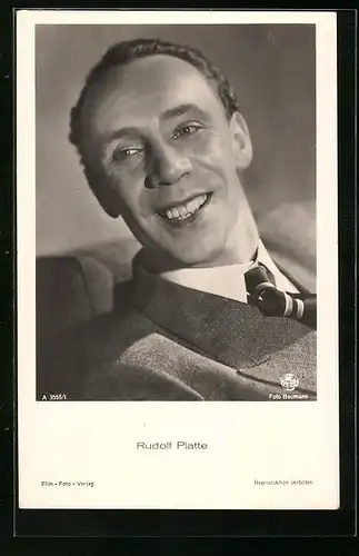 AK Schauspieler Rudolf Platte mit herzlichem Lachen