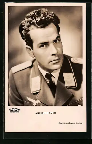 AK Schauspieler Adrian Hoven in Uniform