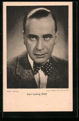 AK Schauspieler Karl Ludwig Diehl mit Fliege