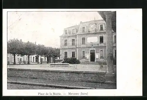 AK Meyzieu, Place de la Mairie