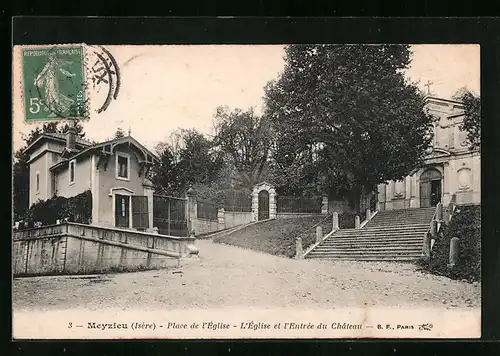 AK Meyzieu, Place de l'Église, l'Église et l'Entrée du Chateau