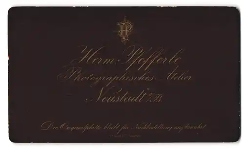 Fotografie Herm. Pfefferle, Neustadt i. B., Monogramm des Fotografen