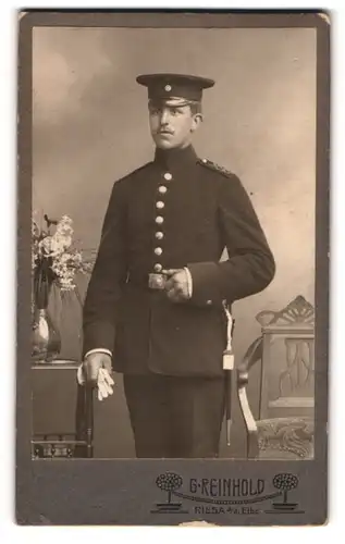 Fotografie G. Reinhold, Riesa a. E., Soldat in Uniform Pionier Battailon Nr. 22 mit Bajonett und Portepee