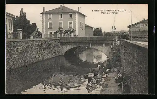 AK Saint-Symphorien-d`Ozon, Pont sur l`Ozon