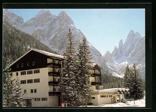 AK Sexten, Hotel Dolomitenhof im Winter