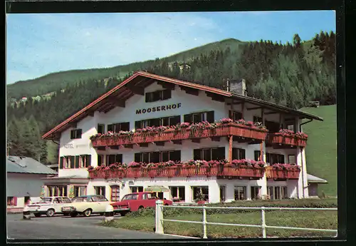 AK Moos in Sexten, Pension Mooserhof von der Strasse gesehen