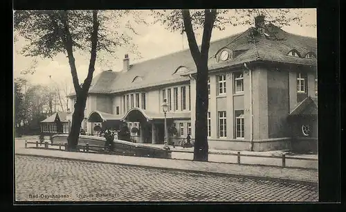 AK Bad Oeynhausen, Neuer Bahnhof von der Strasse aus gesehen