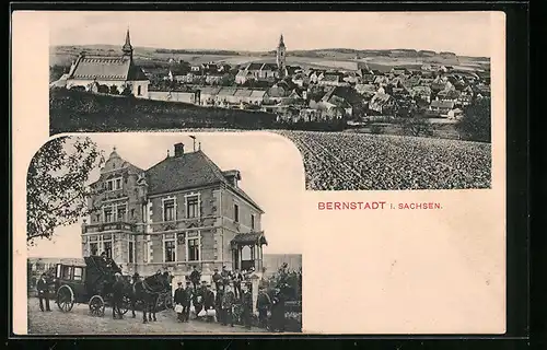 AK Bernstadt /Sa., Panorama des Ortes, Grosses Gebäude mit Soldatengruppe und Kutsche