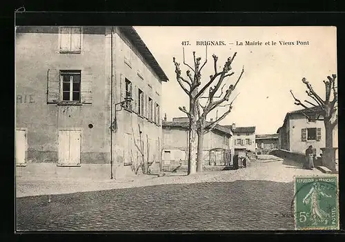 AK Brignais, La Mairie et le Vieux Pont