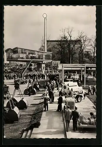 AK Hannover, Messegelände, Baumaschinen