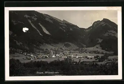 AK Bezau, Gesamtansicht aus der Ferne mit Winterstaude