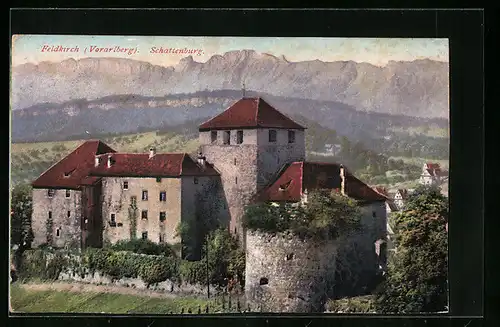 AK Feldkirch, Blick zur Schattenburg mit Bergpanorama