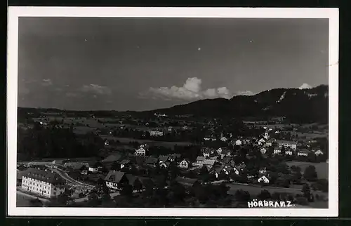 AK Hörbranz, Ortsansicht aus der Vogelschau bei Dämmerung