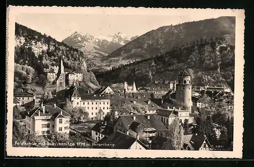 AK Feldkirch, Ortsansicht von oben mit Gurtisspitze