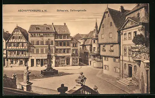 AK Aschaffenburg a. M., Partie am Stiftsplatz mit Dalbergstrasse